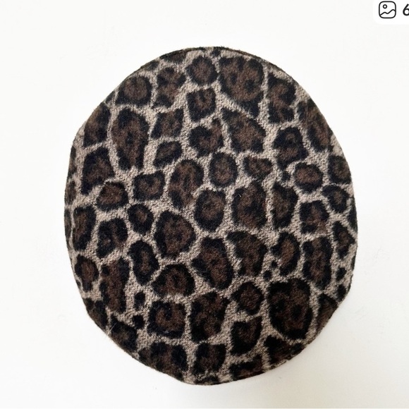 Free people understated leather Leopard Print Beret OS NWOT